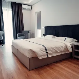 https://green-hill.hotels-of-almaty.com
